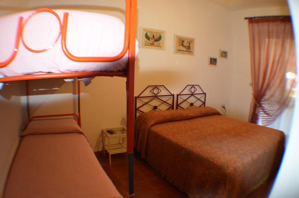B&B L'Arcobaleno Cherasco Room photo