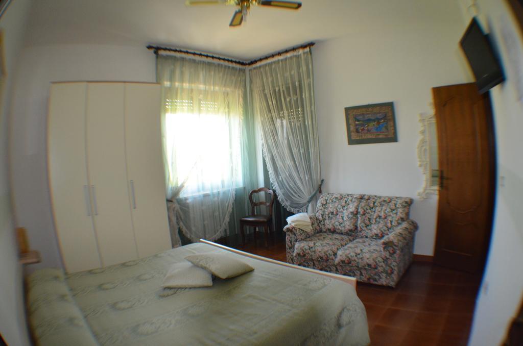 B&B L'Arcobaleno Cherasco Exterior photo
